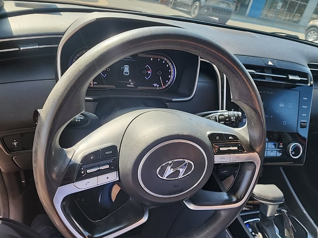 Used 2022 Hyundai Tucson SE w/ Cargo Package FWD image 6