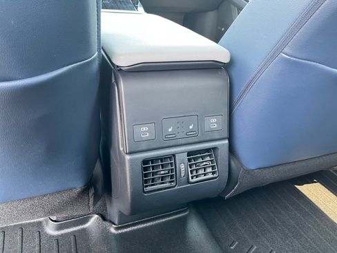 Certified 2023 Subaru Solterra AWD image 32