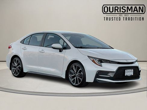 Used 2020 Toyota Corolla SE image 1