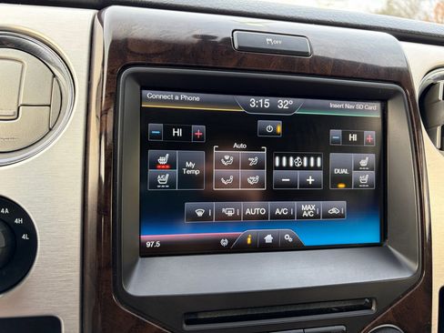 Used 2014 Ford F150 Platinum image 34