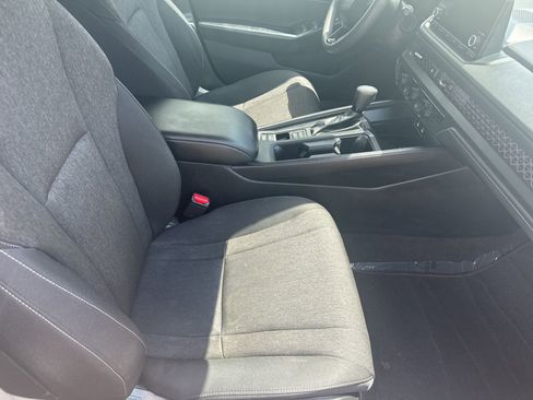 Used 2024 Honda Accord EX image 13