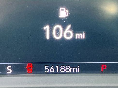 Used 2021 Chevrolet Silverado 1500 High Country w/ Technology Package image 12