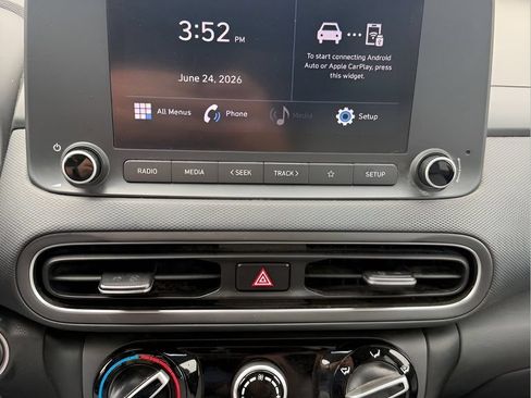 Used 2022 Hyundai Kona SEL AWD/4WD image 22