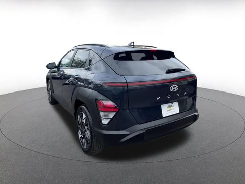 Used 2025 Hyundai Kona SEL image 11
