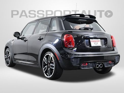 Used 2021 MINI Cooper S FWD image 5