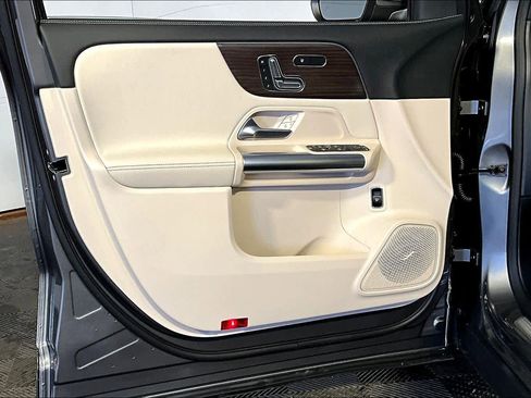 New 2026 Mercedes-Benz GLA 250 4MATIC image 11