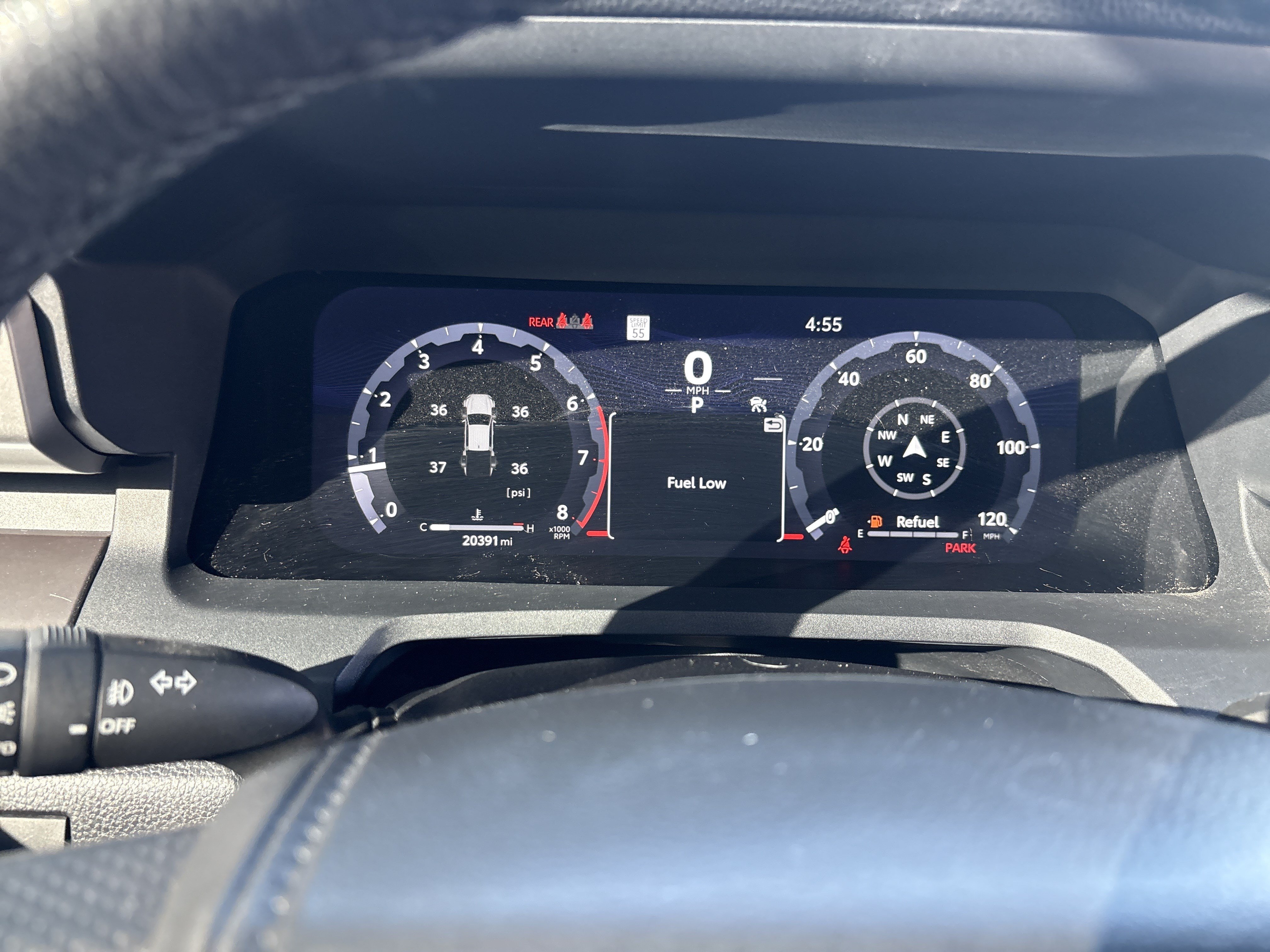 Used 2025 Toyota Tacoma TRD Off-Road w/ TRD Off Road Premium Package AWD/4WD image 18