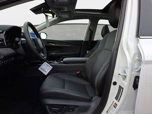 New 2026 Toyota Camry XSE AWD/4WD image 8