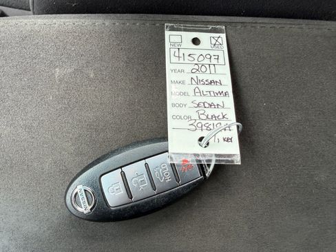Used 2011 Nissan Altima 2.5 S w/ Special Edition Pkg FWD image 34