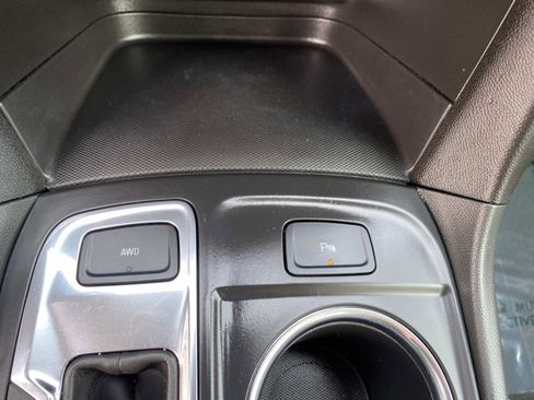 Used 2023 Chevrolet Equinox LT w/ Driver Convenience Package image 15