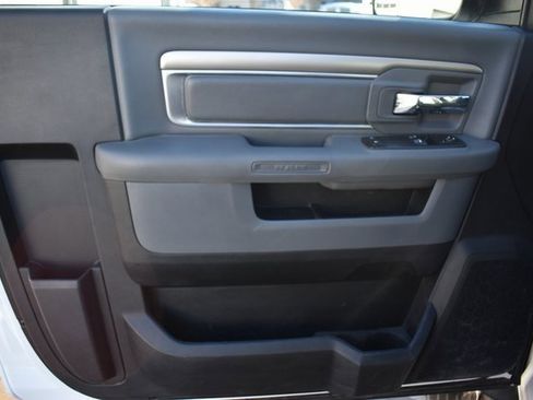 Used 2016 RAM 5500 Tradesman w/ Power & Remote Entry Group image 13