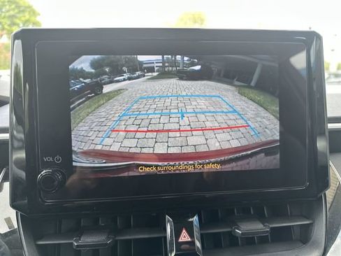 Used 2024 Toyota Corolla LE FWD image 24