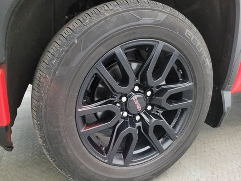 Used 2020 GMC Sierra 1500 Elevation w/ Elevation Value Package AWD/4WD image 31
