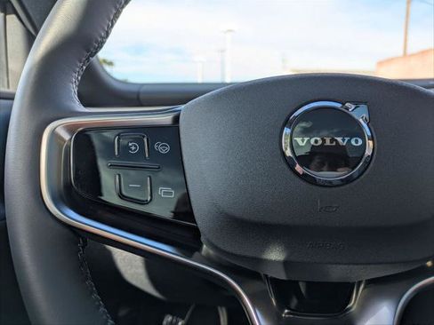 Used 2025 Volvo EX30 Ultra w/ Protection Package Premier image 13