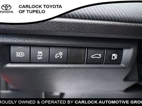 Used 2025 Toyota Camry SE w/ Convenience Package FWD image 22