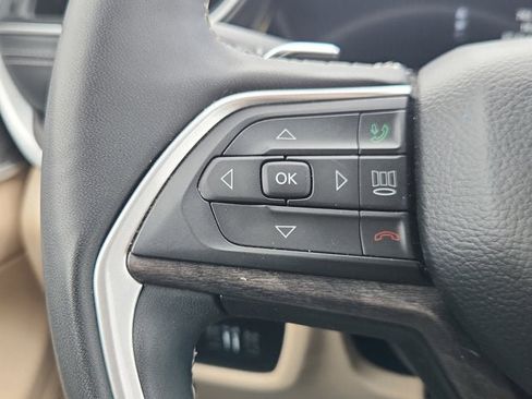 Used 2024 Jeep Grand Cherokee Limited image 20