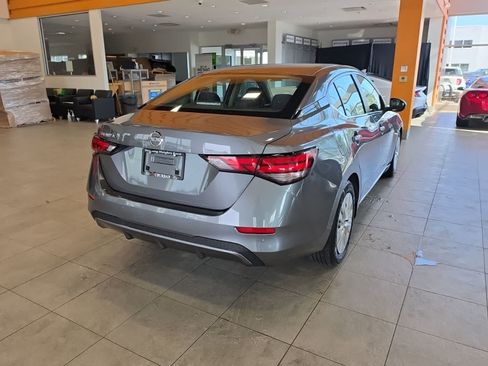 Used 2020 Nissan Sentra S w/ Trunk Package FWD image 7