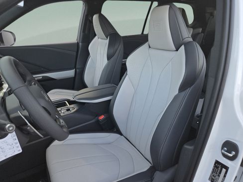 New 2026 Lexus TX 500h AWD image 16