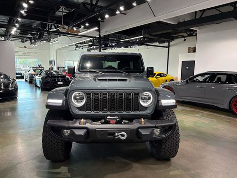 Used 2025 Jeep Wrangler Unlimited Rubicon 392 AWD/4WD image 13