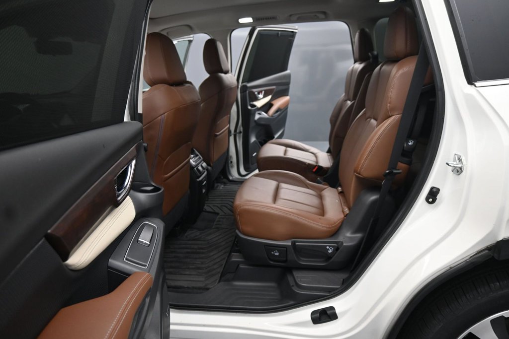 Used 2022 Subaru Ascent Touring AWD/4WD image 16