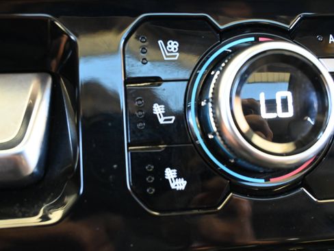 Used 2023 GMC Sierra 1500 Denali w/ Denali Reserve Package image 31