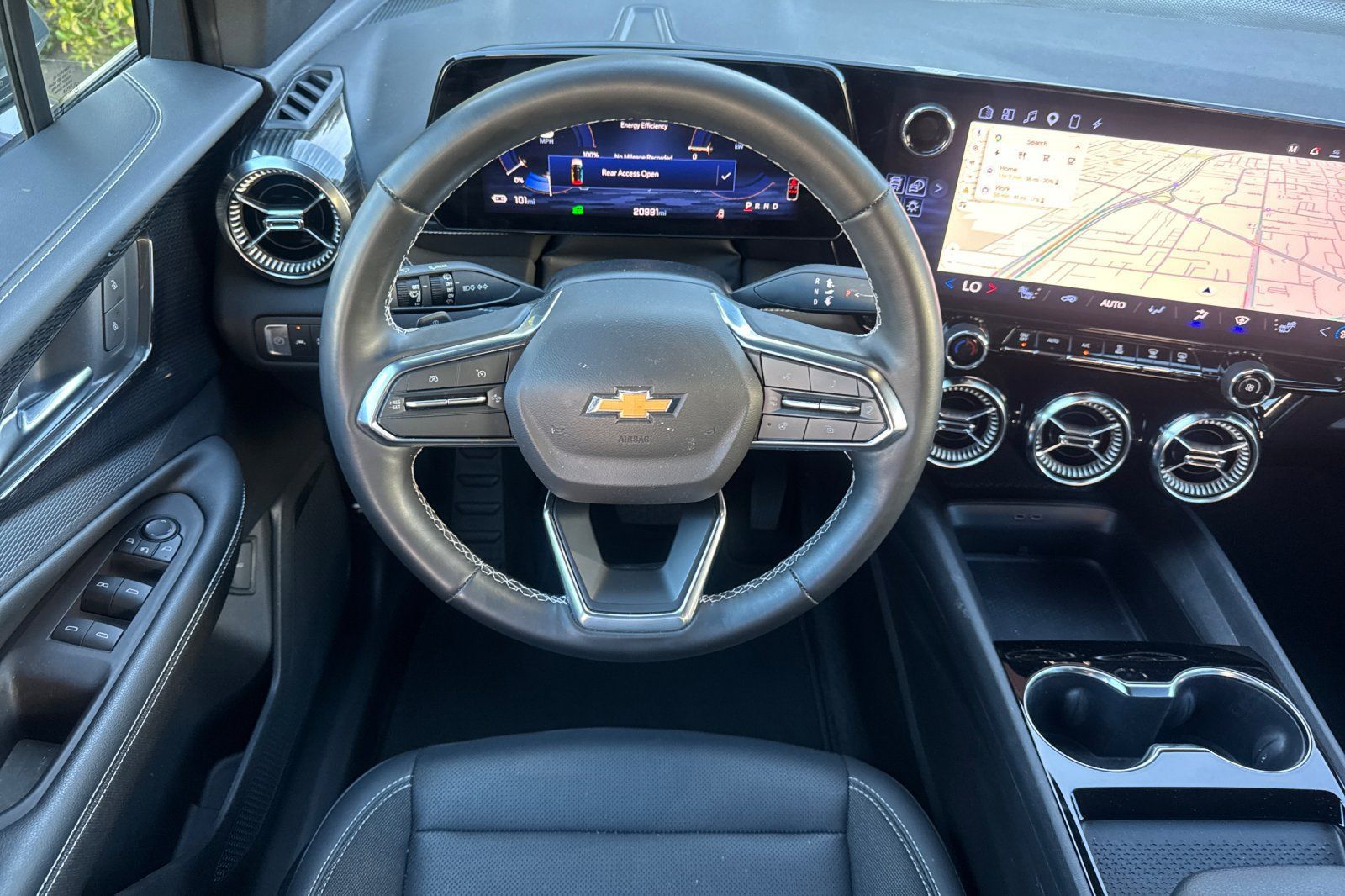 Used 2024 Chevrolet Blazer EV LT AWD/4WD image 17