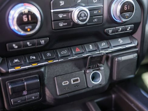 Used 2019 GMC Sierra 1500 AT4 w/ AT4 Premium Package image 23