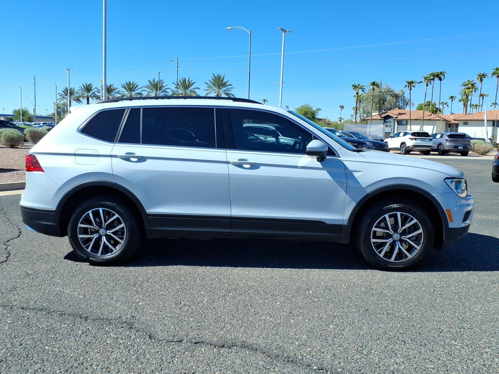 Used 2019 Volkswagen Tiguan SE FWD image 8