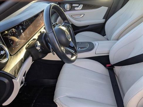 Used 2021 Mercedes-Benz E 350 4MATIC Sedan image 16