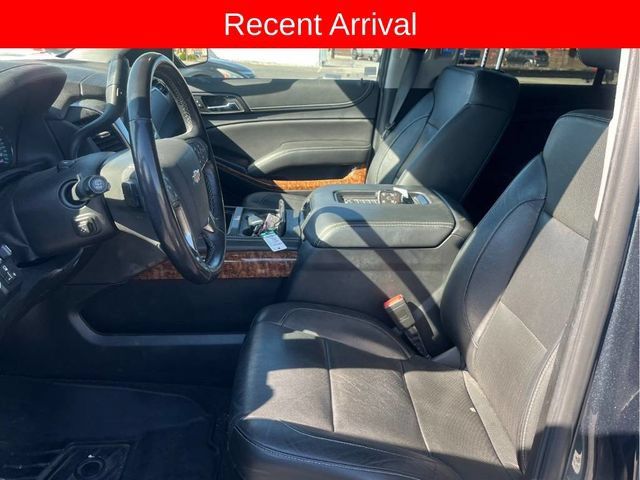 Used 2020 Chevrolet Suburban Premier w/ Max Trailering Package AWD/4WD image 6