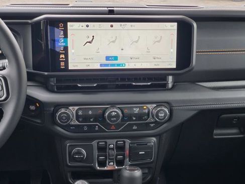 New 2026 Jeep Gladiator Sport AWD/4WD image 24