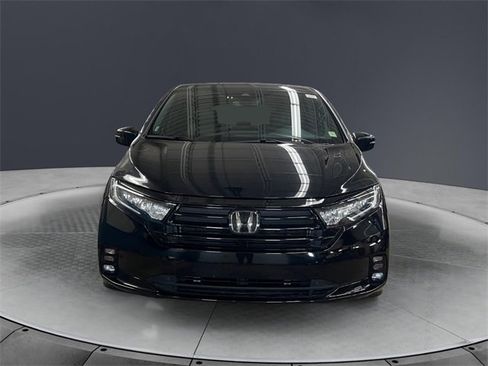 Certified 2024 Honda Odyssey Sport image 8