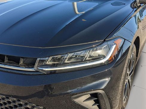 Used 2025 Volkswagen Jetta Sport image 7