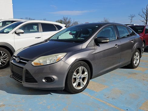 Used 2014 Ford Focus SE image 3