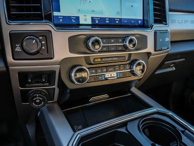 Used 2022 Ford F250 Lariat w/ Tremor Off-Road Package AWD/4WD image 40