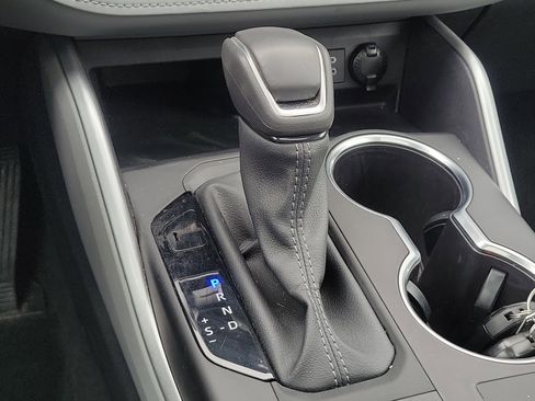 Used 2024 Toyota Highlander XLE image 36