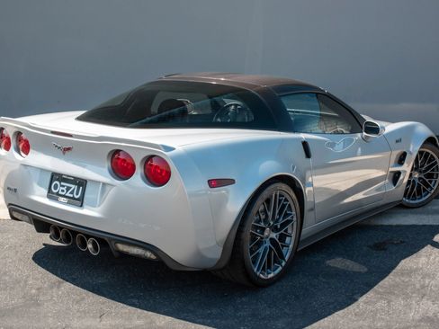 Used 2011 Chevrolet Corvette ZR1 w/ Preferred Equipment Group RWD image 11