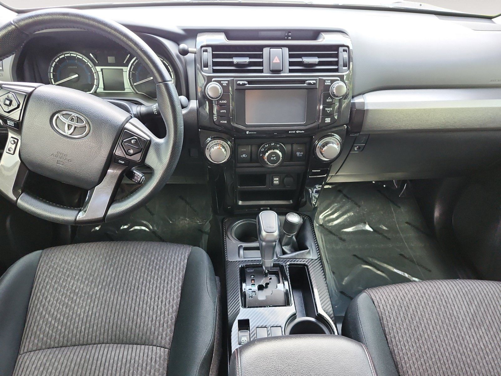 Used 2018 Toyota 4Runner TRD Off-Road AWD/4WD image 11