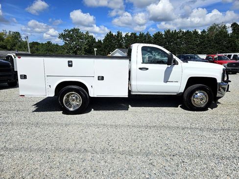 Used 2015 Chevrolet Silverado 3500 W/T image 6