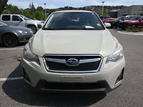 Used 2016 Subaru Crosstrek 2.0i Limited AWD/4WD image 6