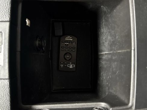 Used 2015 Jeep Wrangler Sport image 21