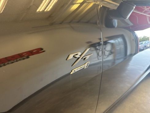 Used 2025 Dodge Charger R/T w/ Quick Order Package 25M R/T image 8