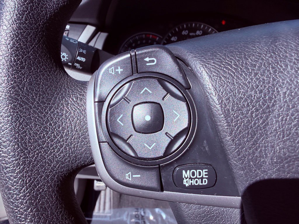 Used 2014 Toyota Camry LE FWD image 19