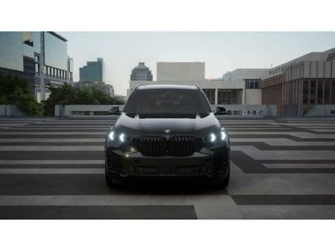 New 2026 BMW X5 xDrive40i w/ Executive Package AWD/4WD image 3
