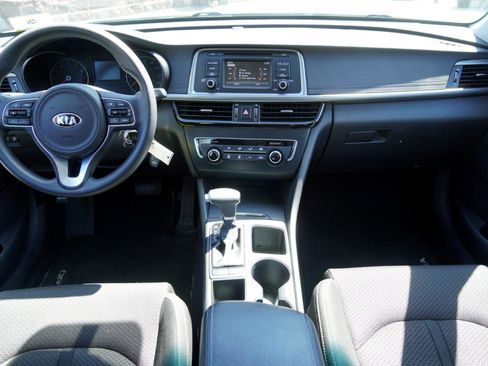 Used 2016 Kia Optima LX w/ LX Convenience Package image 12