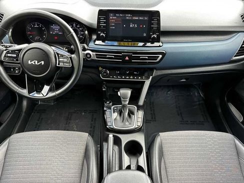 Used 2023 Kia Seltos S image 5