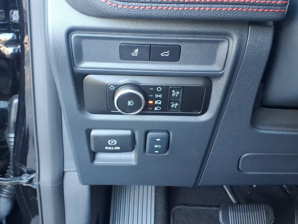 Used 2024 Ford Expedition Max Limited AWD/4WD image 19