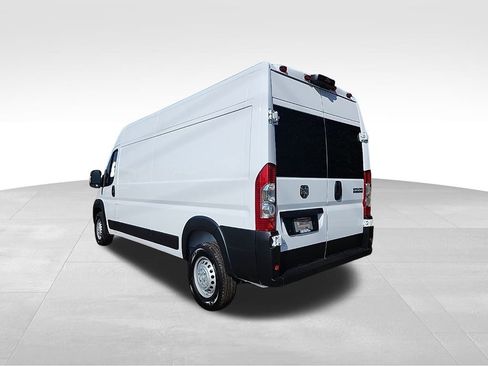 New 2026 RAM ProMaster 2500 w/ Premium Convenience Group FWD image 9