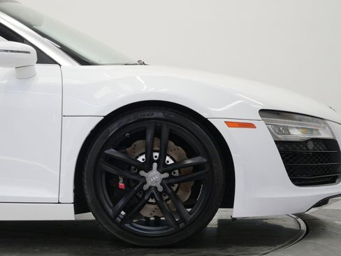 Used 2014 Audi R8 V8 AWD/4WD image 45