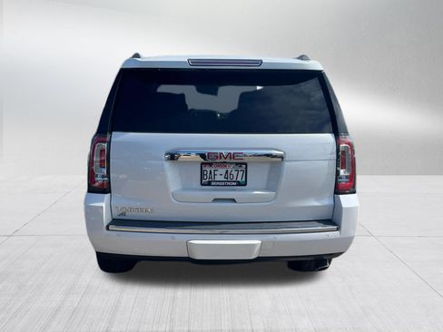 Used 2017 GMC Yukon Denali w/ Open Road Package AWD/4WD image 5